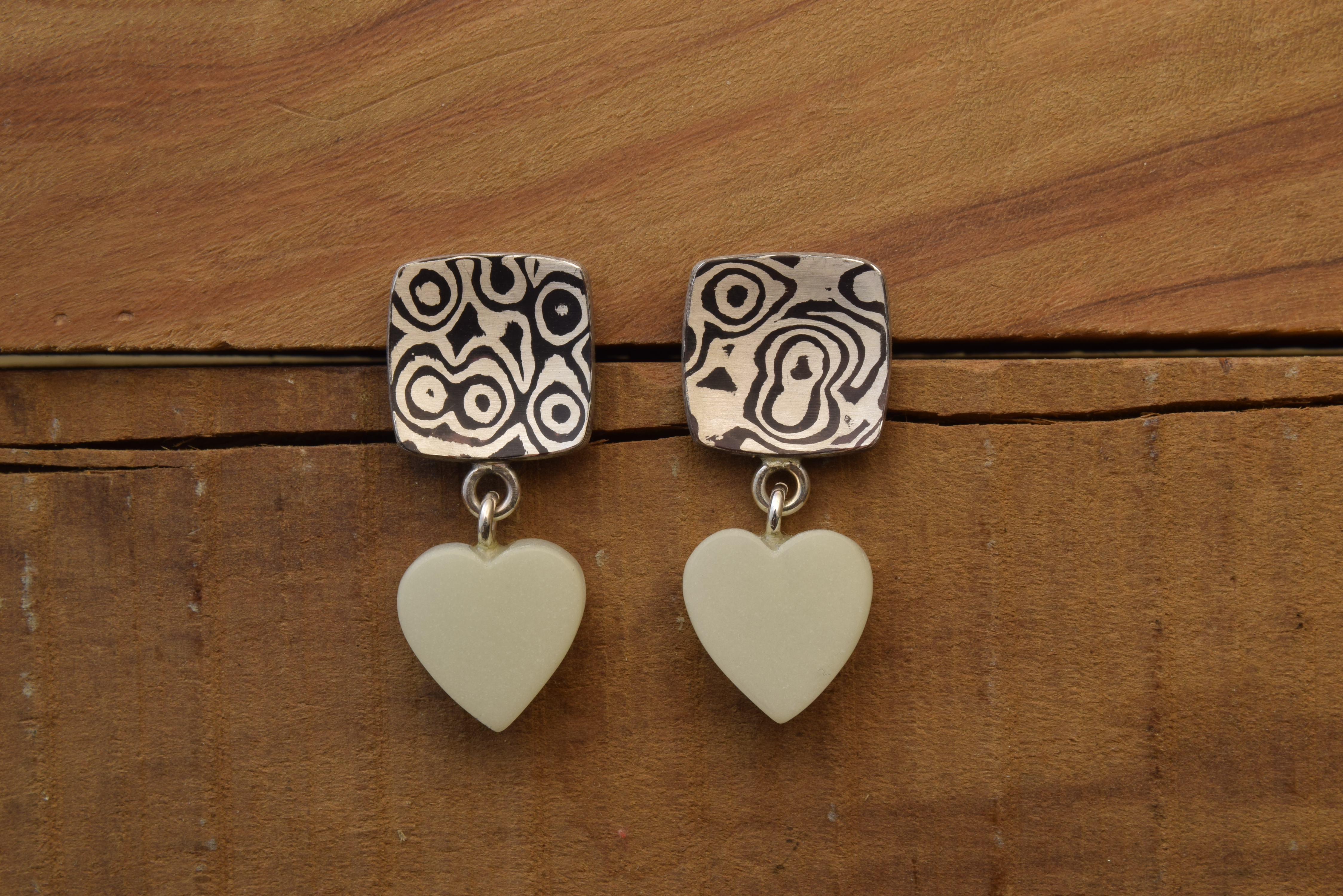 Ohrringe in Herzform